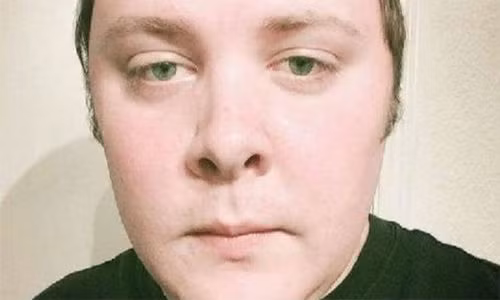 Vo ke tham sat Texas ke ve nguoi chong 'ac quy'