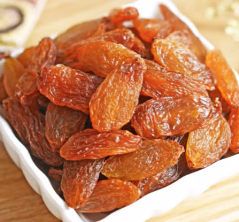 Ngày hôm sau lọc bỏ bã nho và uống trực tiếp nước nho, lưu ý cần phải uống lúc đói mới có tác dụng thải độc gan. Ảnh: toutiao.