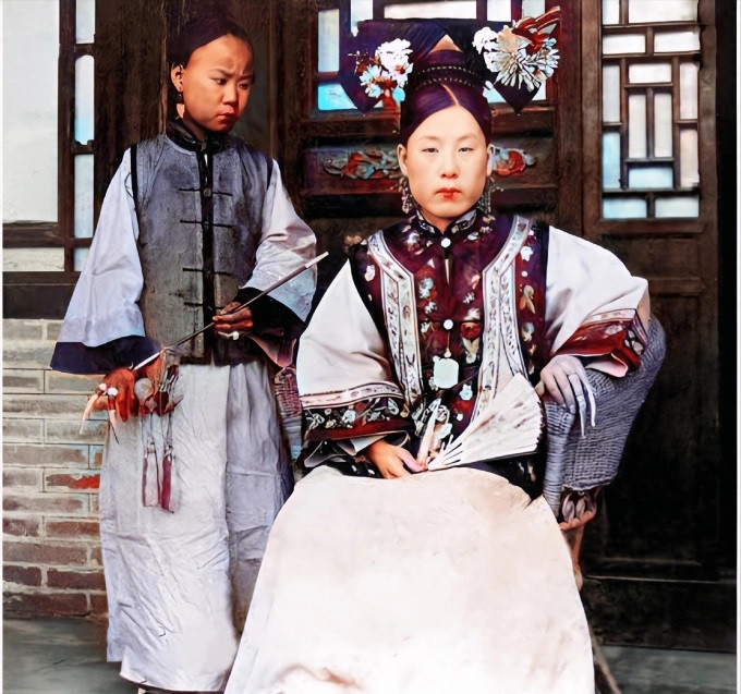 Dung mạo một vị quý phi cuối thời nhà Thanh khiến nhiều người ngỡ ngàng vì dung mạo không hề xinh đẹp.