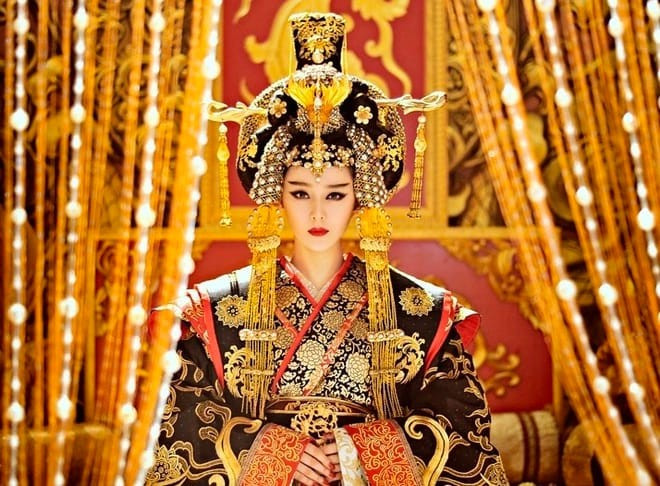 Do đó, sau khi biết tin Địch Nhân Kiệt qua đời, Võ Tắc Thiên đau lòng cảm thán: "Nay triều đình thật vắng vẻ!". Chỉ với câu nói này, nhiều người càng tin rằng Võ hậu có tình cảm với Địch Nhân Kiệt. Ảnh trong bài mang tính minh họa.