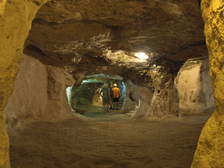 Đến năm 1985, thành phố ngầm Derinkuyu được UNESCO công nhận là Di sản thế giới. Hiện nơi đây trở thành một trong những điểm du lịch hấp dẫn nhất ở vùng Cappadocia, Thổ Nhĩ Kỳ.