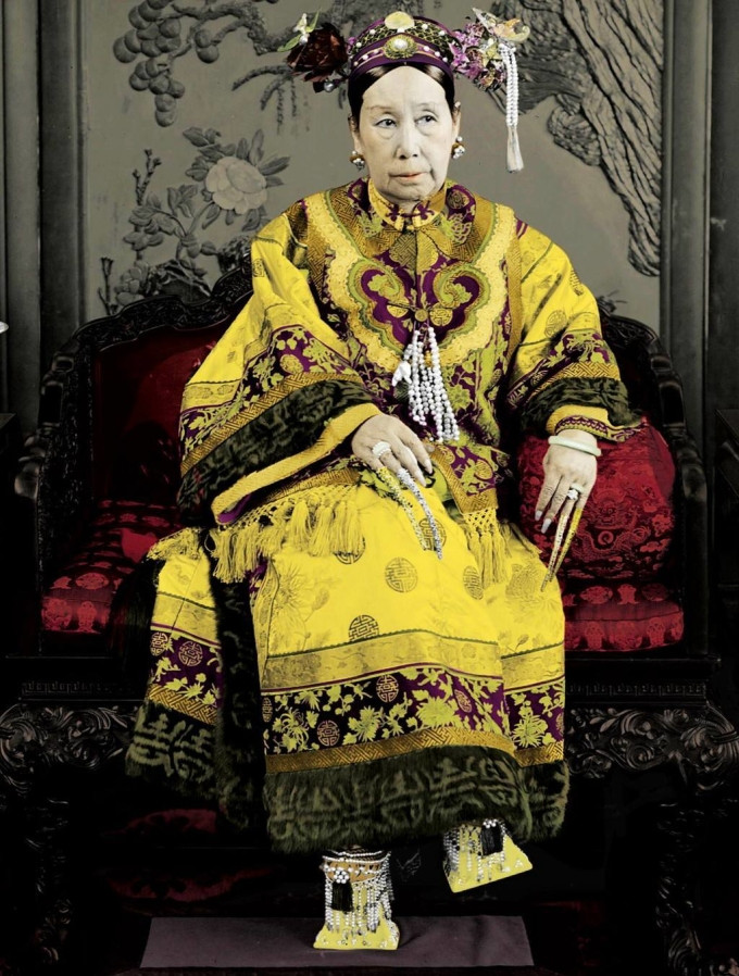 Bí mật không ngờ “giày chậu hoa” của phi tần nhà Thanh Bi mat khong ngo “giay chau hoa” cua phi tan nha Thanh