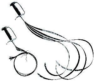 Mỗi lưỡi thép có chiều dài khoảng 120 - 167 cm. Người sử dụng vũ khí này phải luyện tập khá nhiều để có thể vận dụng thành thạo, tránh gây tổn thương cho bản thân. Do đó, khi giao chiến với kẻ địch, họ có thể dùng kiếm urumi để gây ra những vết thương nghiêm trọng cho đối thủ.