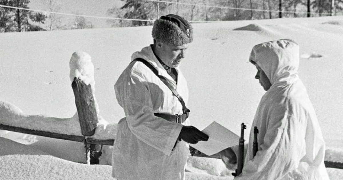 Một số ghi chép còn viết rằng, tay súng Hayha ngậm cả tuyết trong miệng để tránh bị quân địch phát hiện vị trí dựa vào hơi thở bốc lên trong không khí do nhiệt độ thấp.