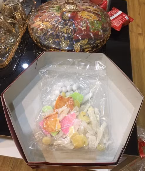 Không ít người đã tỏ ra chưng hửng, ngơ ngác vì sự giả dối khi đóng gói của phía nhà sản xuất.