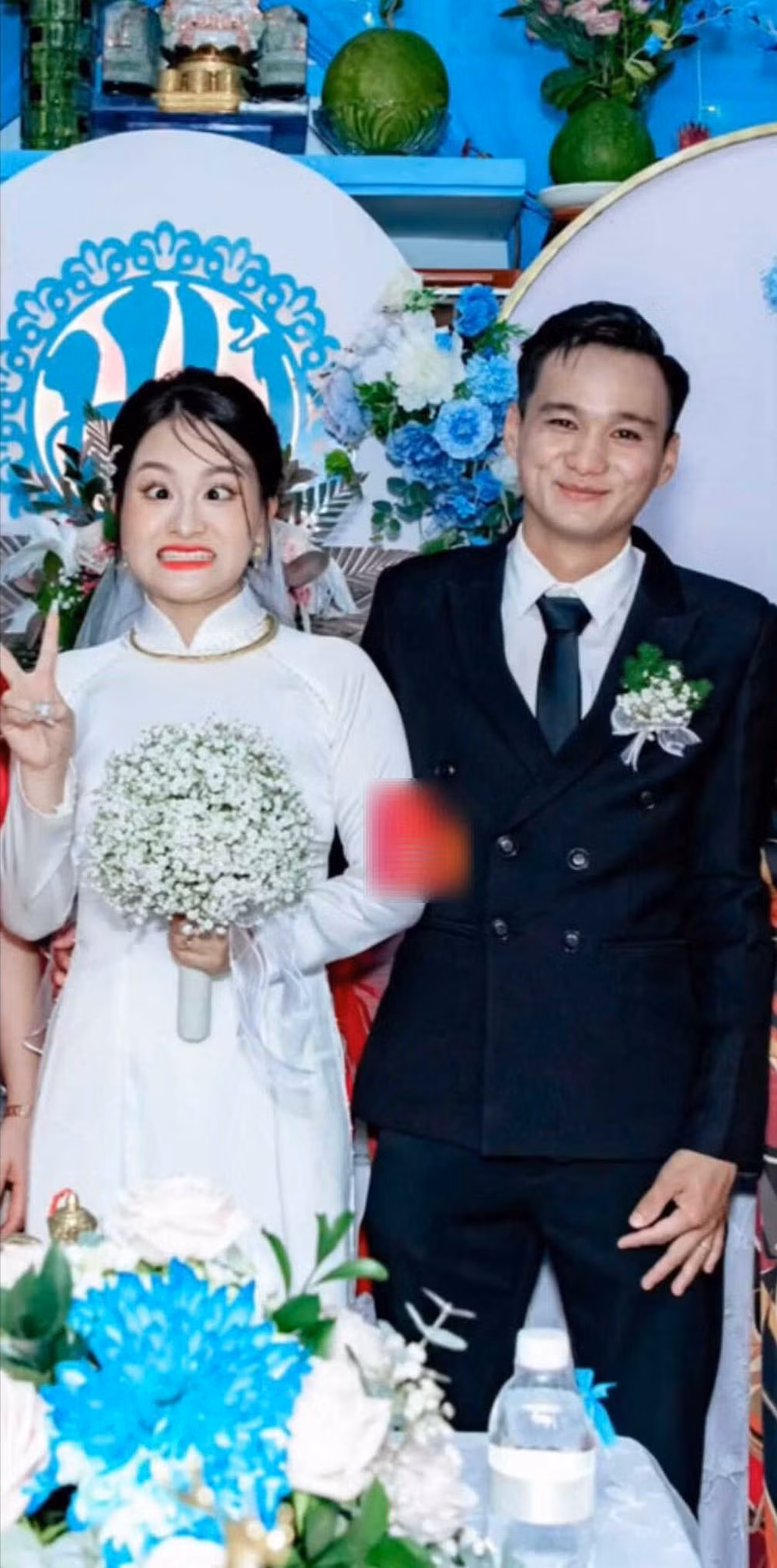 Nhận ảnh cưới, cô dâu “méo mặt” vì biểu cảm của mình Nhan anh cuoi, co dau “meo mat” vi bieu cam cua minh