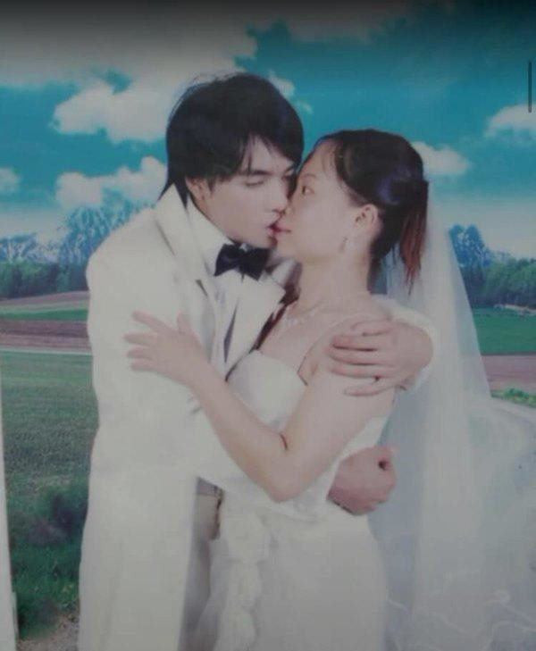 Ngày cưới chỉ có một lần trong đời còn ảnh cưới chụp một lần dùng cả đời, thế nhưng với biểu cảm này của cô dâu chú rể thì quá là "bá đạo".