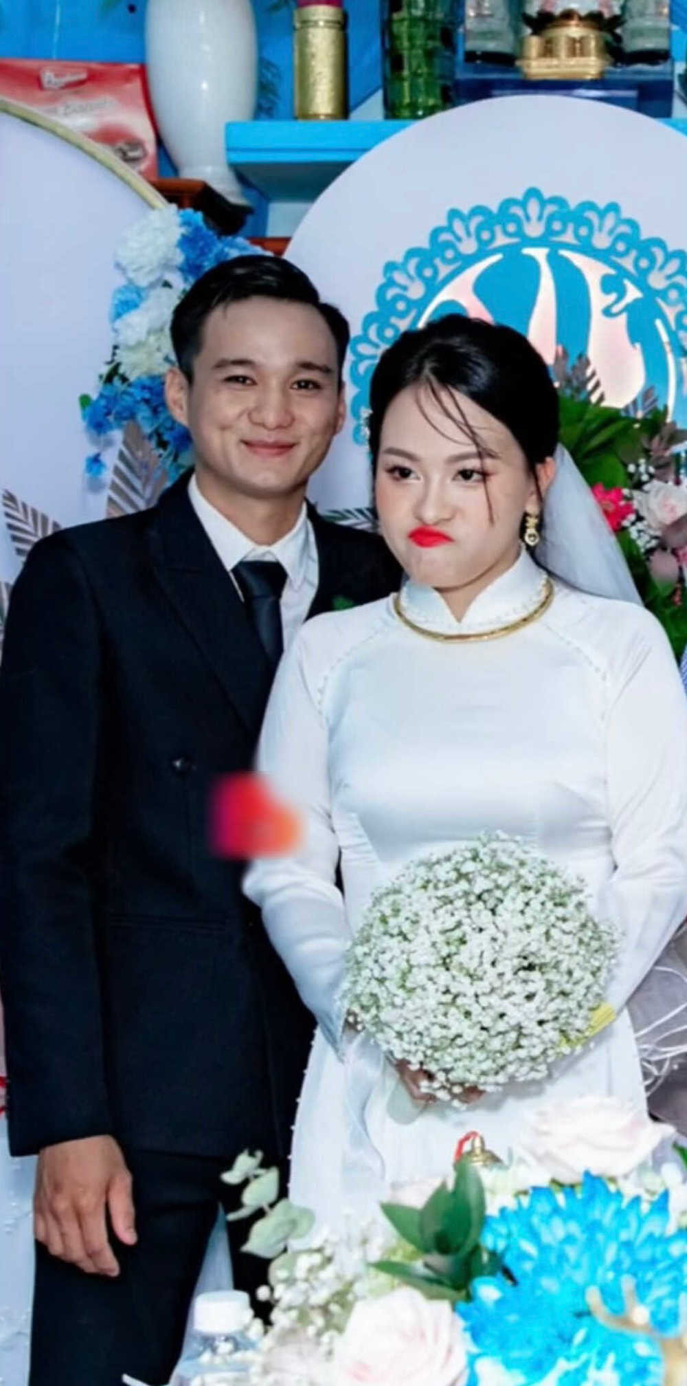 Mới đây, một cặp cô dâu chú rể đã ngã ngửa khi nhận về album ảnh cưới từ thợ. Tuy nhiên, nguyên nhân lại là vấn đề khiến netizen đưa ra các ý kiến trái chiều.