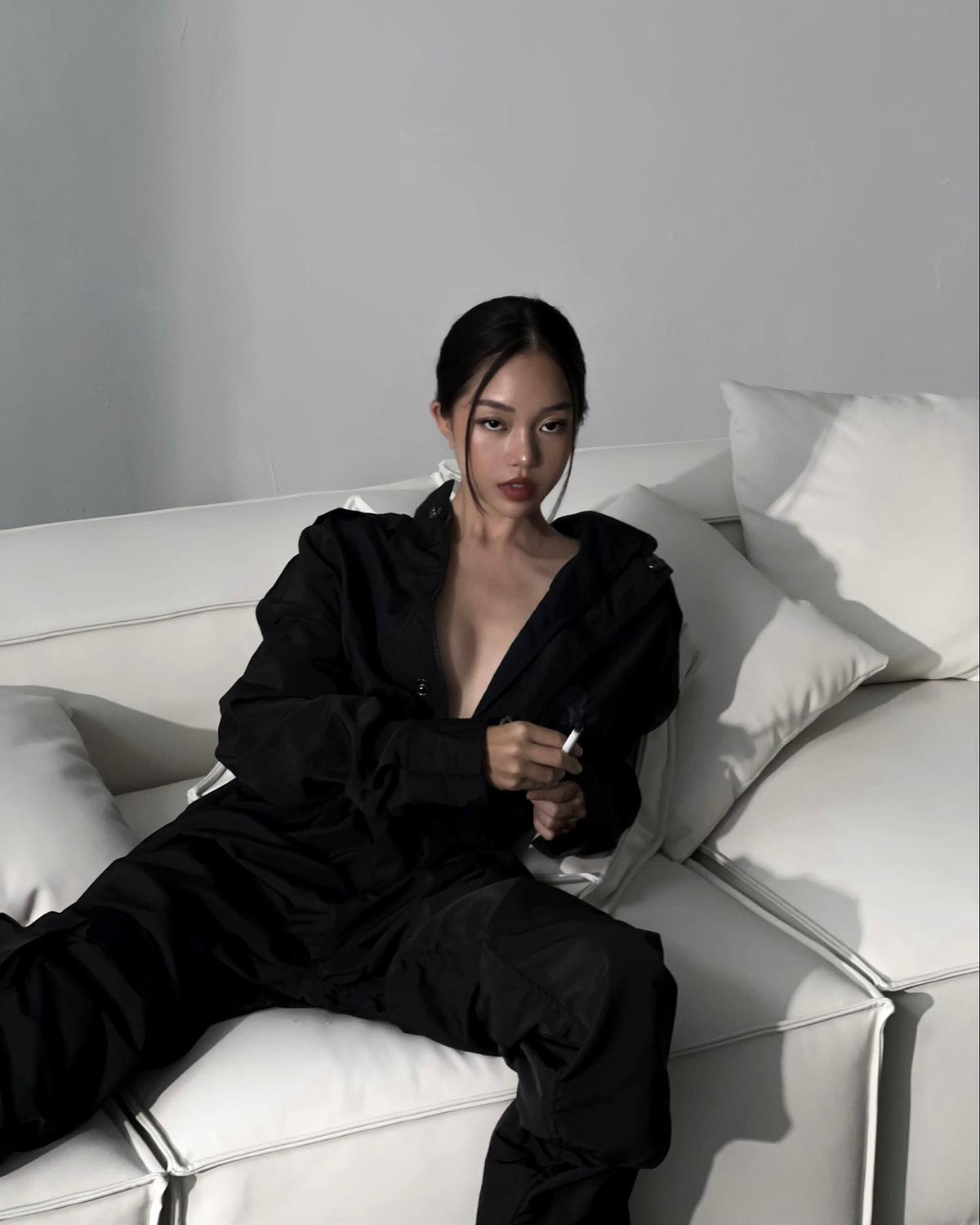 Linh Ngọc Đàm là hot girl trong làng streamer sở hữu khối tài sản "khủng" đáng ngưỡng mộ.