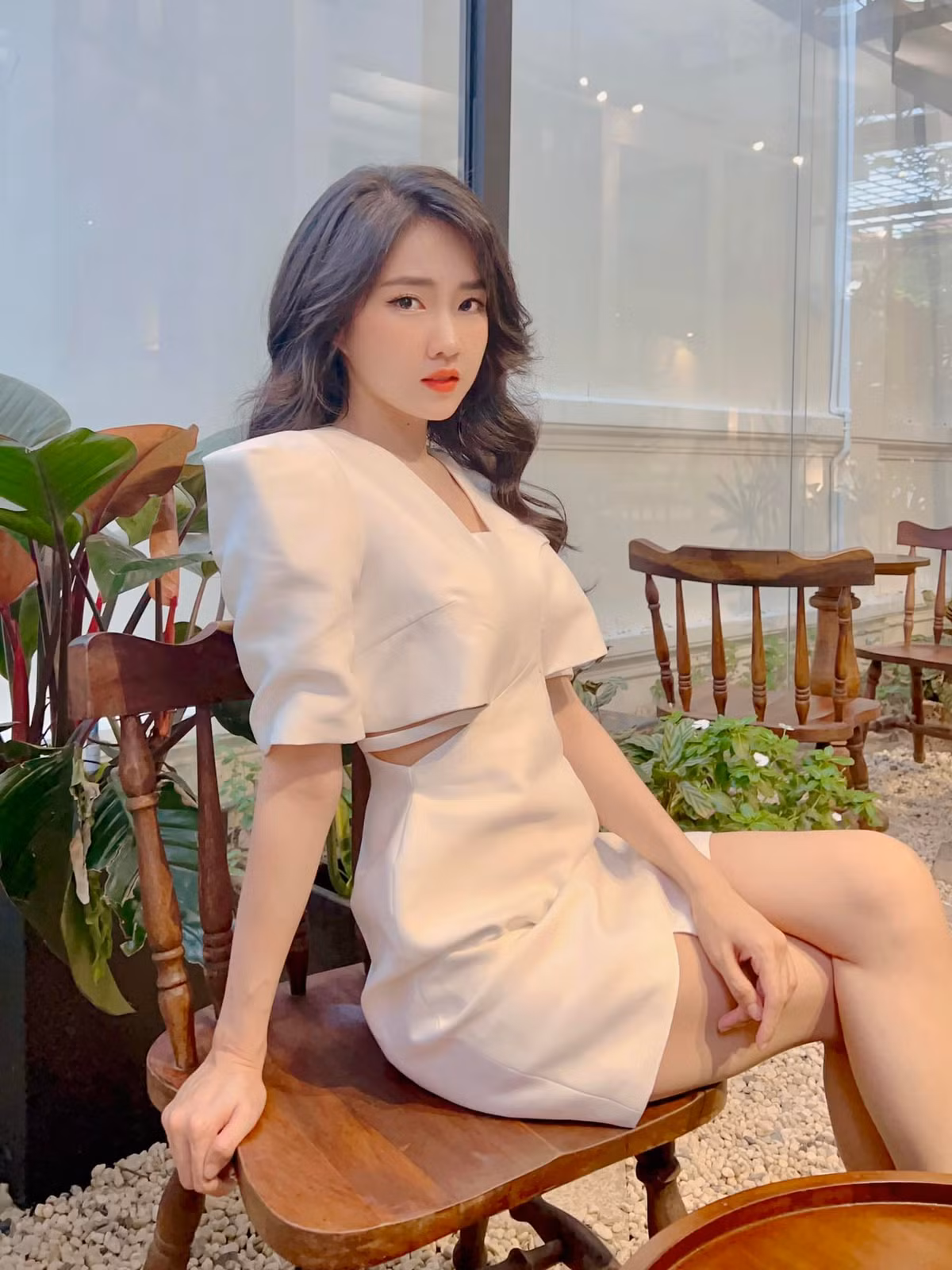 Kiều Trinh Xíu gây ấn tượng với phong cách sống trẻ trung, hiện đại.