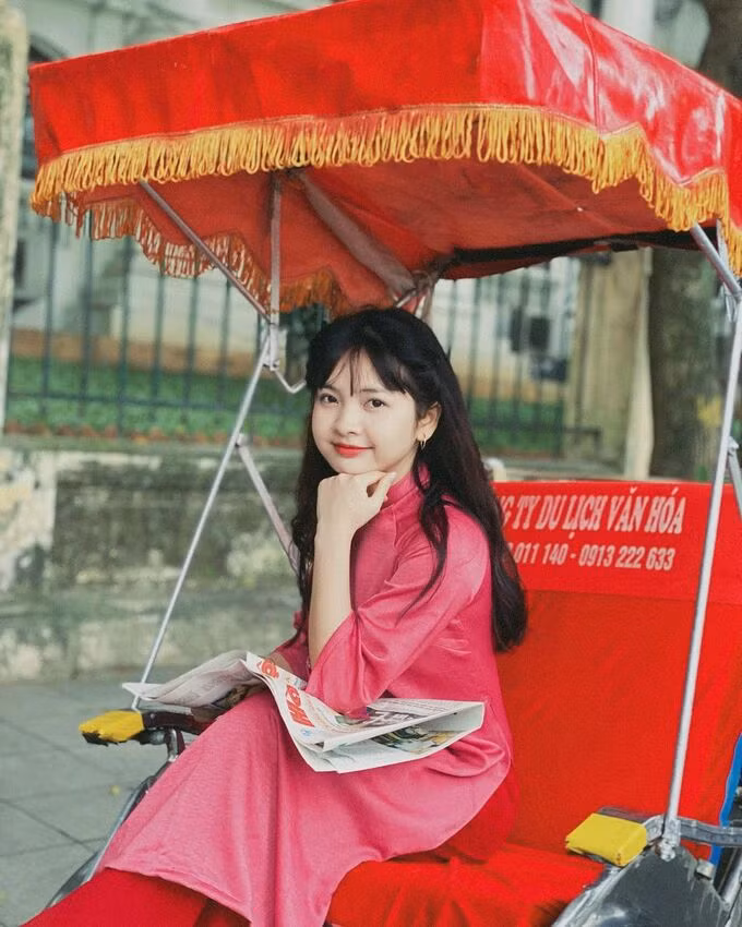 ZaHan hay Nguyễn Gia Hân, tên thật là Nguyễn Thị Phương Thảo, làm một hot TikToker xinh đẹp tài năng.