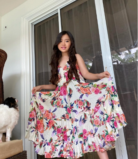 Ở tuổi 11, Breanna Youn đã lớn hơn trước rất nhiều. So với thời điểm mới nổi tiếng, cô bé giờ đây trông chững chạc hơn, không còn nét bụ bẫm dễ thương như xưa.