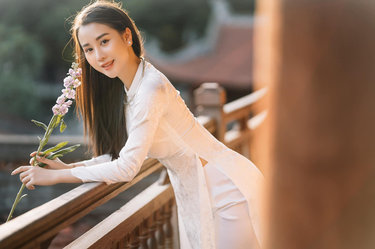 Với nhan sắc trong trẻo, xinh đẹp hiện tại trang cá nhân của cô nàng đang sở hữu hơn 58 ngàn người theo dõi.