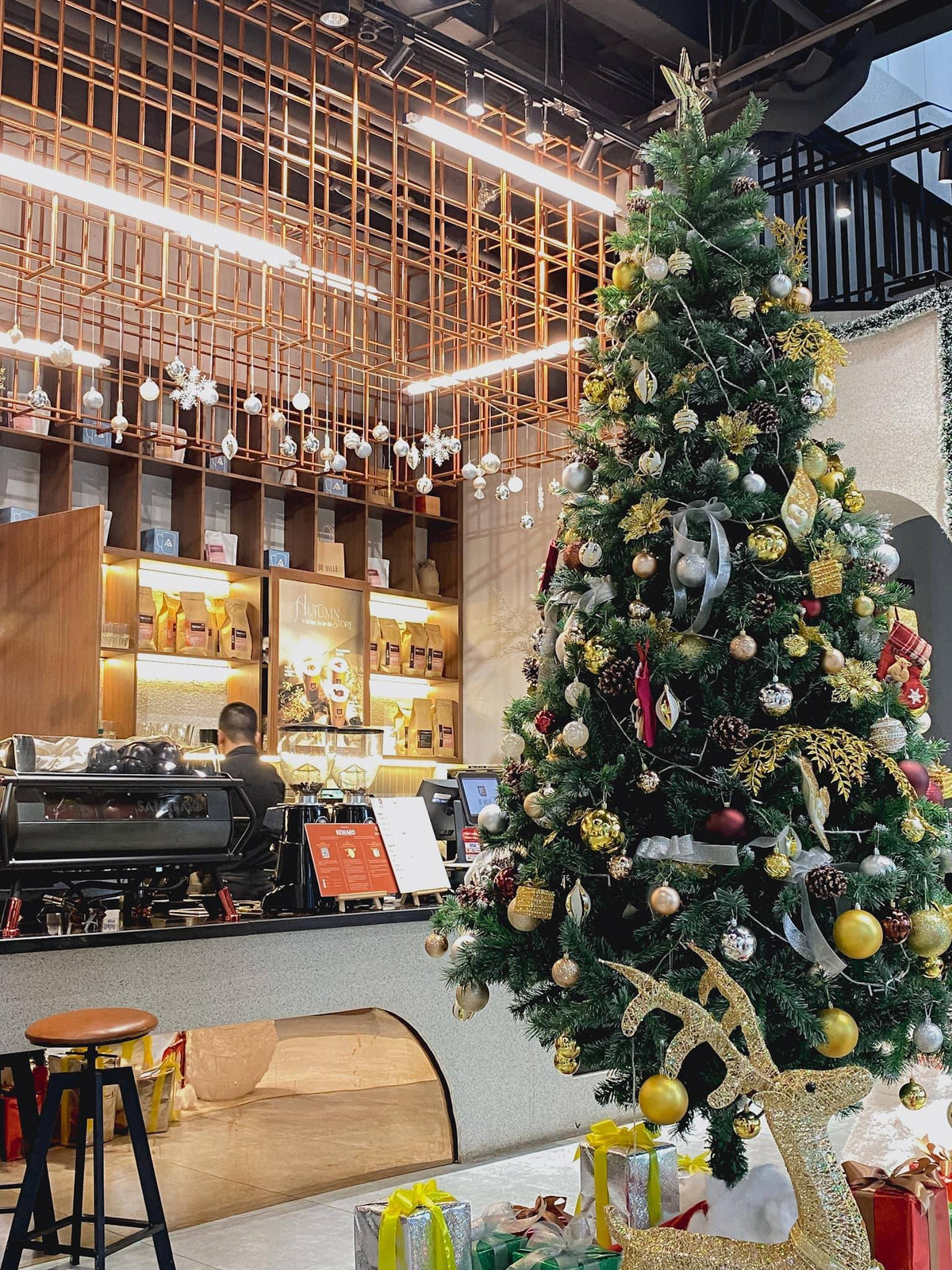 De Ville Cafe, địa chỉ Toà A2, Vinhomes Gardenia Hàm Nghi, Mỹ Đình. Ảnh: Trịnh Thị Thanh Hằng