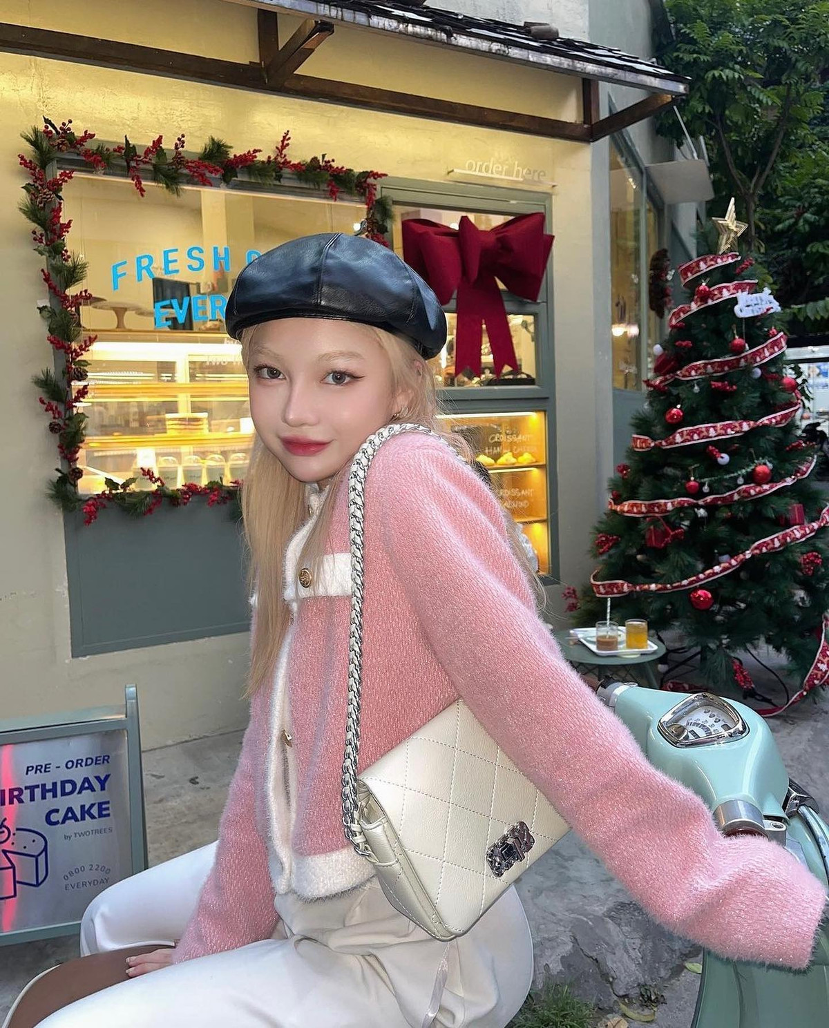 Trên MXH đã xuất hiện khá nhiều hình ảnh "sống ảo" của các bạn trẻ được check-in tại đây. Địa chỉ: 01 BT1, KĐT Nam La Khê (ngõ 368B Quang Trung), Hà Đông. Ảnh: Two Trees