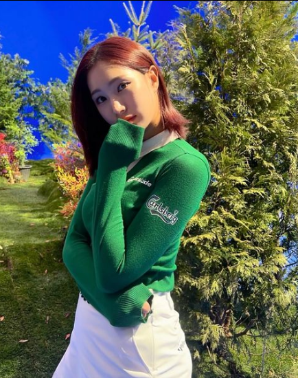 Nữ golf thủ xứ kim chi “khốn khổ” vì quá gợi cảm là ai? Nu golf thu xu kim chi “khon kho” vi qua goi cam la ai?