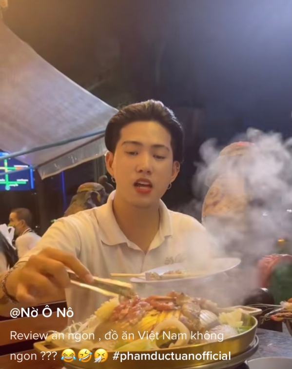 Khi đi ăn đồ nướng, Nờ Ô Nô bày tỏ quan điểm rằng “thịt nướng của Thái Lan ngon gấp 100 lần so với Việt Nam”, nhà hàng phục vụ theo hướng buffet tại Thái cũng không quá nhiều khách nên “dễ thở” hơn.