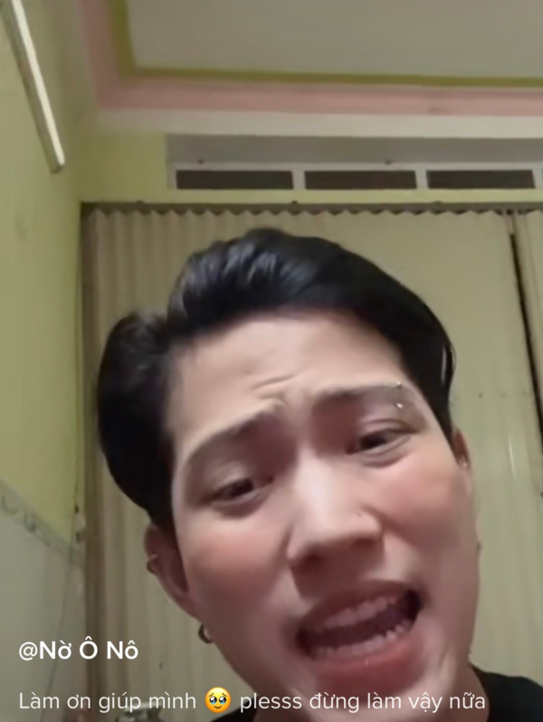 Sau khi nhận chỉ trích, Nờ Ô Nô lên tiếng giải thích rõ sự việc. Anh chàng cho biết: “Em đã nói đối với bản thân em, đồ ăn Việt Nam cái nào ngon em sẽ nói ngon, cái nào dở em sẽ nói dở. Vậy mà mọi người lại nói em chê đồ ăn Việt Nam thậm tệ khi đi nước ngoài. Ủa là sao?”