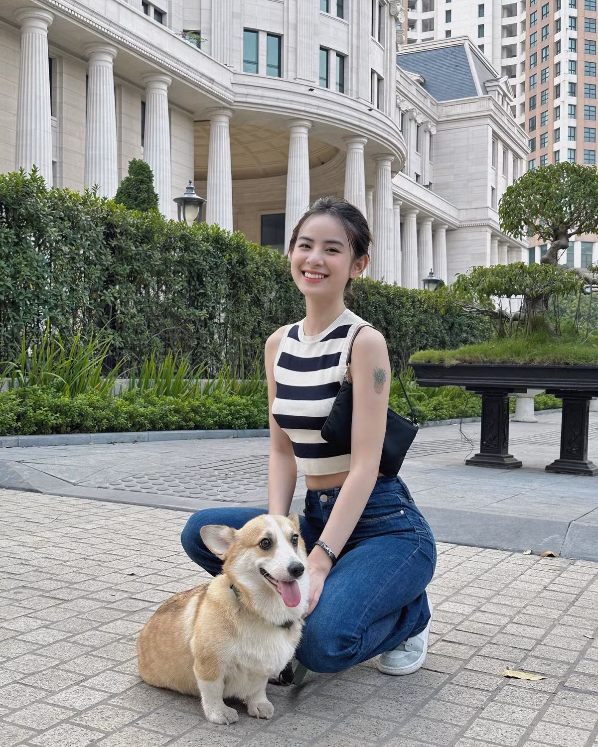 Để trở thành một người mẫu chuyên nghiệp, hot girl Hà thành này đã dự thi The Face Vietnam.