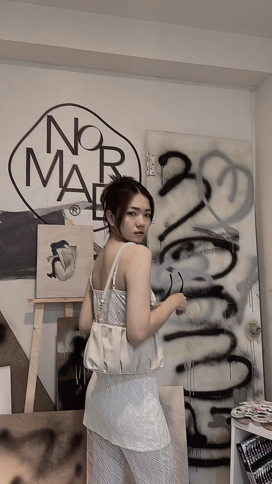 Hiện tại sự việc cô nàng bán hàng giả trên TikTok vẫn nhận được sự quan tâm. Ảnh: Tổng hợp