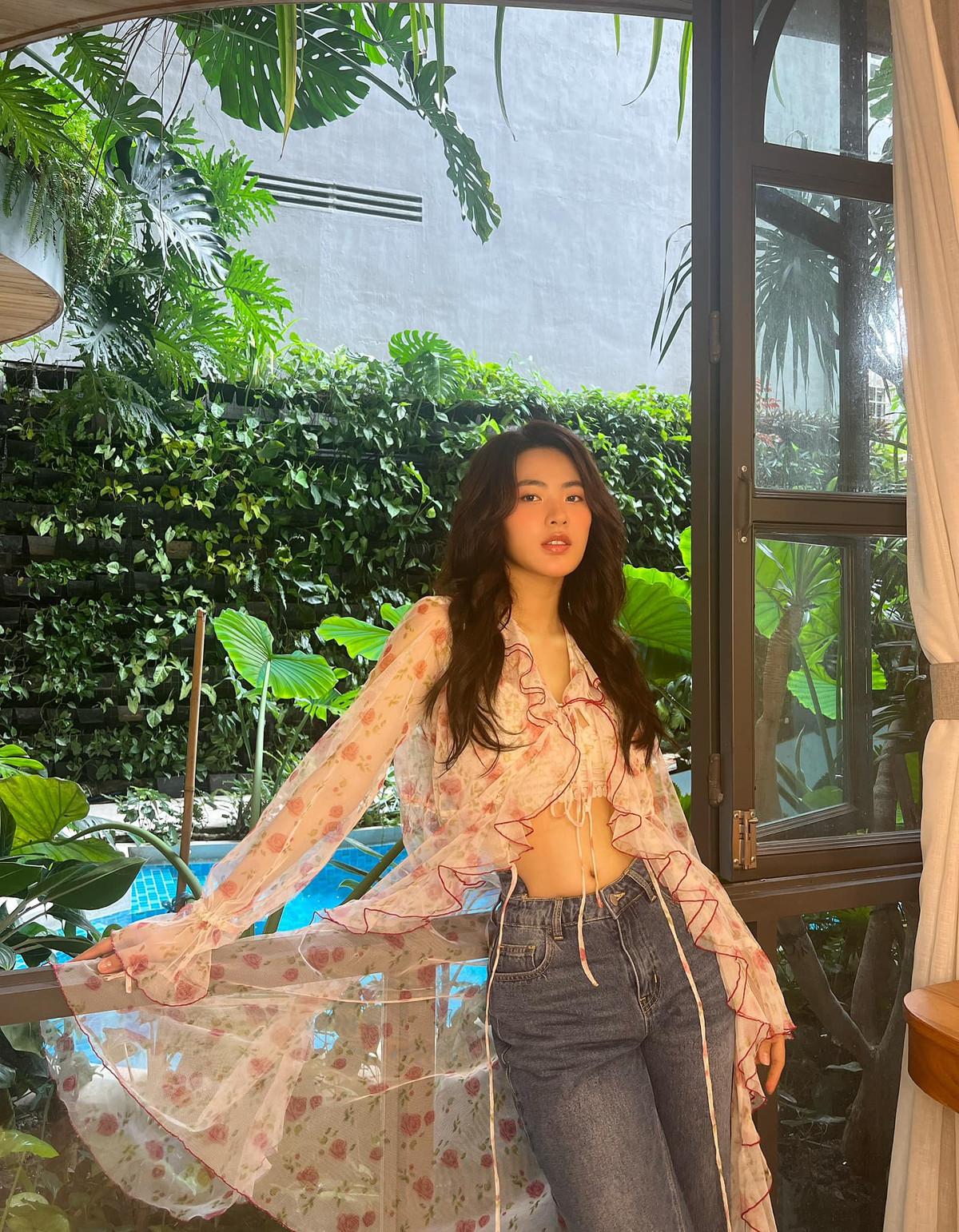 Cô được ưu ái với tên gọi "nàng thơ của màn ảnh Việt". Ở Minh Trang có vẻ đẹp hiện đại, trẻ trung, khác với những diễn viên cùng tuổi.