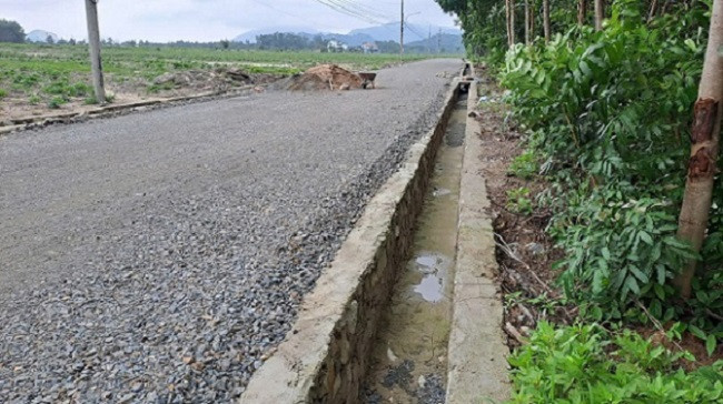 BR-VT: Can canh cac goi thau lam duong NTM cua Cty Nguyen Thai Binh-Hinh-7