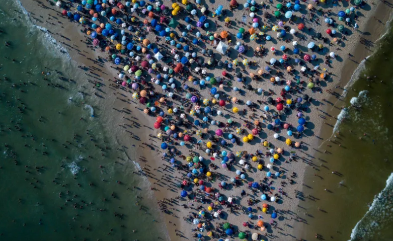 Hinh anh nang nong ky luc bao trum Brazil-Hinh-2