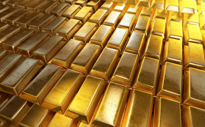 Các thám tử vào cuộc và sau vài đêm theo dõi, họ không phát hiện bất cứ điều gì ngoài một vài tiếng động lạ.