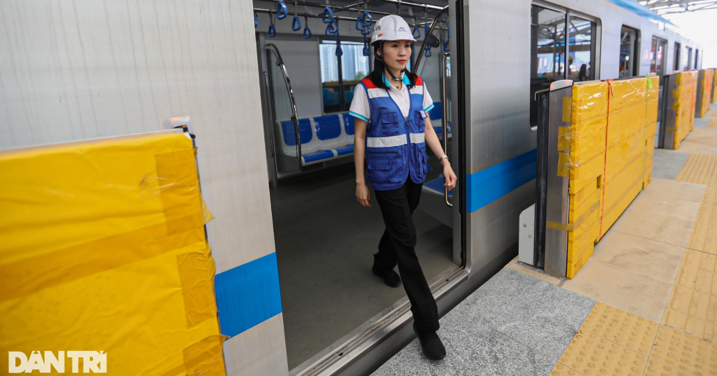 Chân dung 2 nữ lái tàu metro duy nhất của Hà Nội và TPHCM - Hình 10 Chan dung 2 nu lai tau metro duy nhat cua Ha Noi va TPHCM-Hinh-10