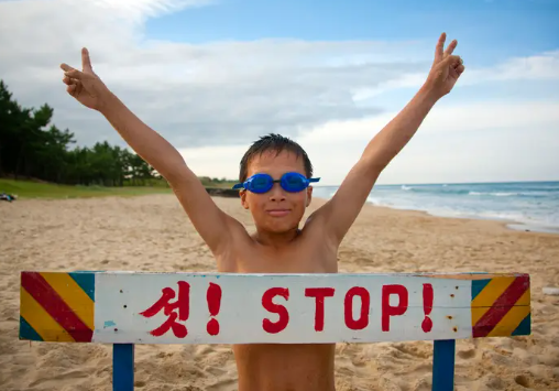 Lafforgue cho biết thêm có những ngôi nhà của người Triều Tiên ở ngôi làng ven biển rất đẹp.