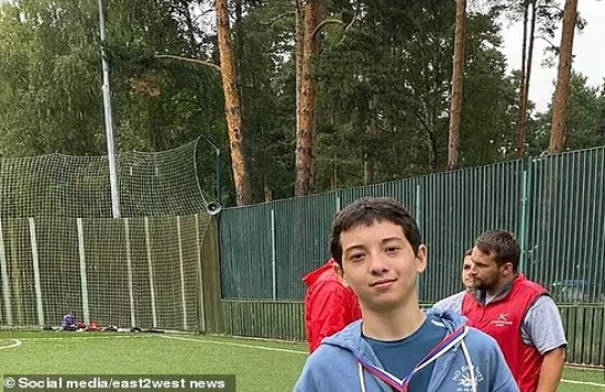 Chan dung “nguoi hung” 15 tuoi cuu hon 100 nguoi vu khung bo-Hinh-2