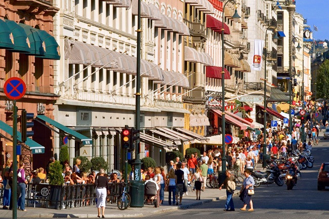 Tạp chí kinh tế Kapial công bố danh sách 400 người giàu nhất Na Uy. Trong đó, số người có tài sản hơn 1 tỷ Kroner tức hơn 90 triệu Euro đã tăng từ 21 người lên 362 người. Để có tên trong danh sách này, phải có tài sản ít nhất là 76,7 triệu Euro.