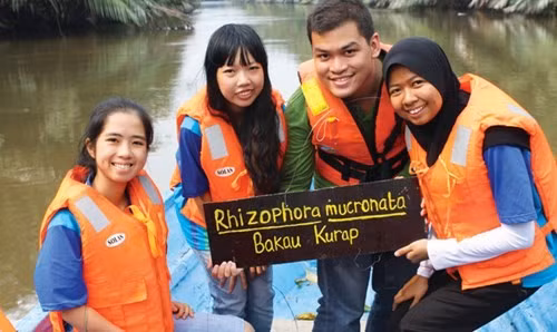 Co gai tu choi Lien Hiep Quoc de tu minh khoi nghiep-Hinh-3