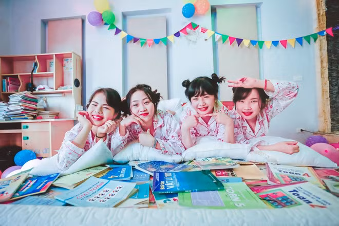 Bộ ảnh thu hút cộng đồng mạng, bởi sự mới lạ và hài hước của các nhân vật chính.