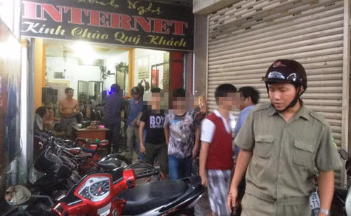 Sinh vien dam chet thieu nien trong tiem internet-Hinh-2