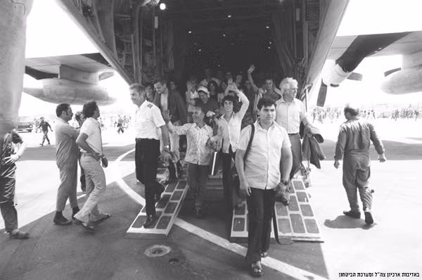 Uganda sau đó đã lên án Israel tại Liên Hiệp Quốc về hành vi xâm phạm trắng trợn chủ quyền của nước này. Tuy nhiên phía Liên Hiệp Quốc hoàn toàn không có động thái đáng kể nào. Nguồn ảnh: IDF.