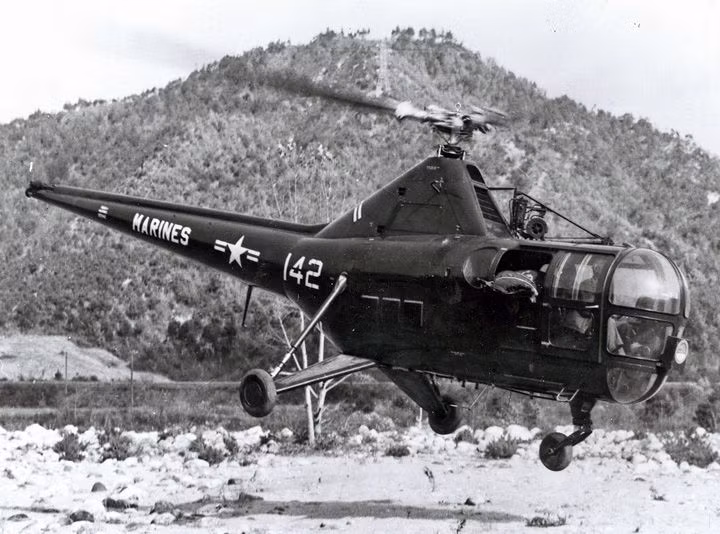 Tổng cộng đã có tới 300 chiếc Sikorsky H-5 từng được sản xuất, tuy nhiên chiếc trực thăng này bị mang tiếng là khó điều khiển, ổn định thấp và rất dễ bị rung lắc trong khi thực hiện hành trình bay ở tốc độ thấp. Nguồn ảnh: Military.