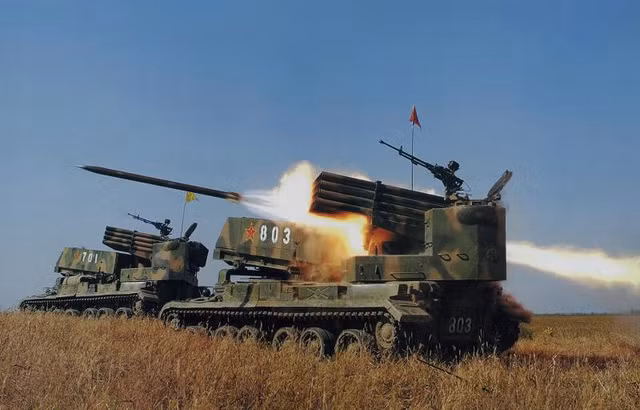 Khung gầm của hệ thống Type 89 là loại xe bánh xích đa dụng Type 321 tương tự pháo tự hành Type 83 cỡ nòng 152 mm với trọng lượng chiến đấu 30 tấn. Nguồn ảnh: Military-Today.