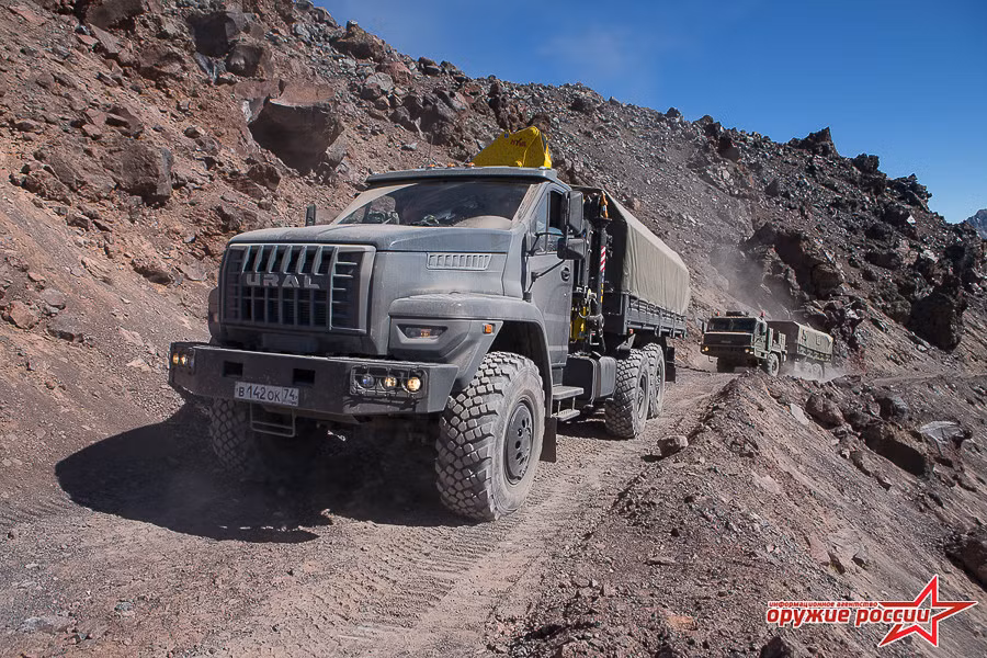 Các xe tham gia cuộc thử nghiệm đều phải chở theo tải trọng hàng hóa tiêu chuẩn mà nhà sản xuất công bố. Ảnh: Weapon of Russian.