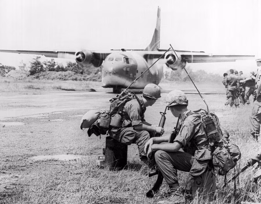 Giao tranh ác liệt giữa các bên tham chiến bắt đầu từ ngày 3/11 và kéo dài tới ngày 9/11 thì mới tạm thời kết thúc. Phía ta chủ trương đánh bảo toàn lực lượng, hạn chế tối đa đối đầu với hỏa lực địch trong khi đó phía Mỹ lại sử dụng tới ưu thế trên không và pháo binh để "dập nát trận địa" của Quân giải phóng. Nguồn ảnh: 96th.