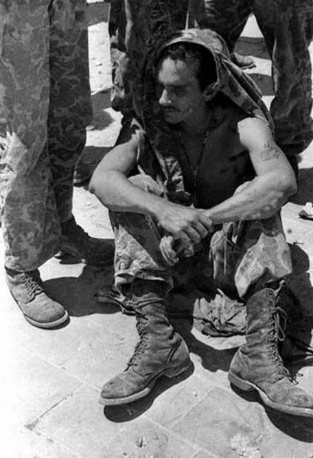 Chỉ sau vài giờ tham chiến trước một lực lượng hùng hậu đầy đủ xe tăng, thiết giáp, các lực lượng phản động lưu vong Cuba đã bị đập tan, ra hàng. Nguồn ảnh: Flickr.