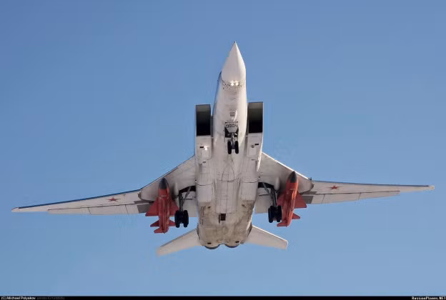 Tuy nhiên, bị bỏ xó không đồng nghĩa với việc bị lãng quên. Năm 2013 vừa rồi, Nga đã tiếp tục nghiên cứu và hoàn thiện dự án Kh-32 của mình với khả năng phóng tới mục tiêu ở khoảng cách tối đa 1000 mét cùng với đó là tốc độ lên tới Mach 4.1. Nguồn ảnh: Thaimilitary.