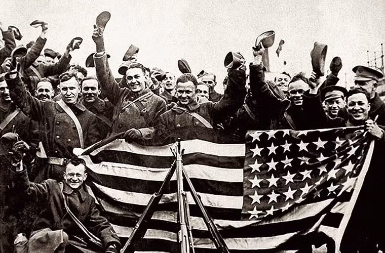 Nhìn chung cuộc chiến giữa Mỹ và chính quyền Bonsevik (tiền thân của Liên Xô) diễn ra ở Vladivostok và một số vùng khác ở Viễn Đông chỉ diễn ra ở quy mô hạn chế và hầu như không có giao tranh lớn. Tuy nhiên nó lại tác động lớn lịch sử thế giới sau này, khi cả Mỹ và Liên Xô đều trở thành các cường quốc ở hai thái cực đối lập. Nguồn ảnh: HistoryNet.