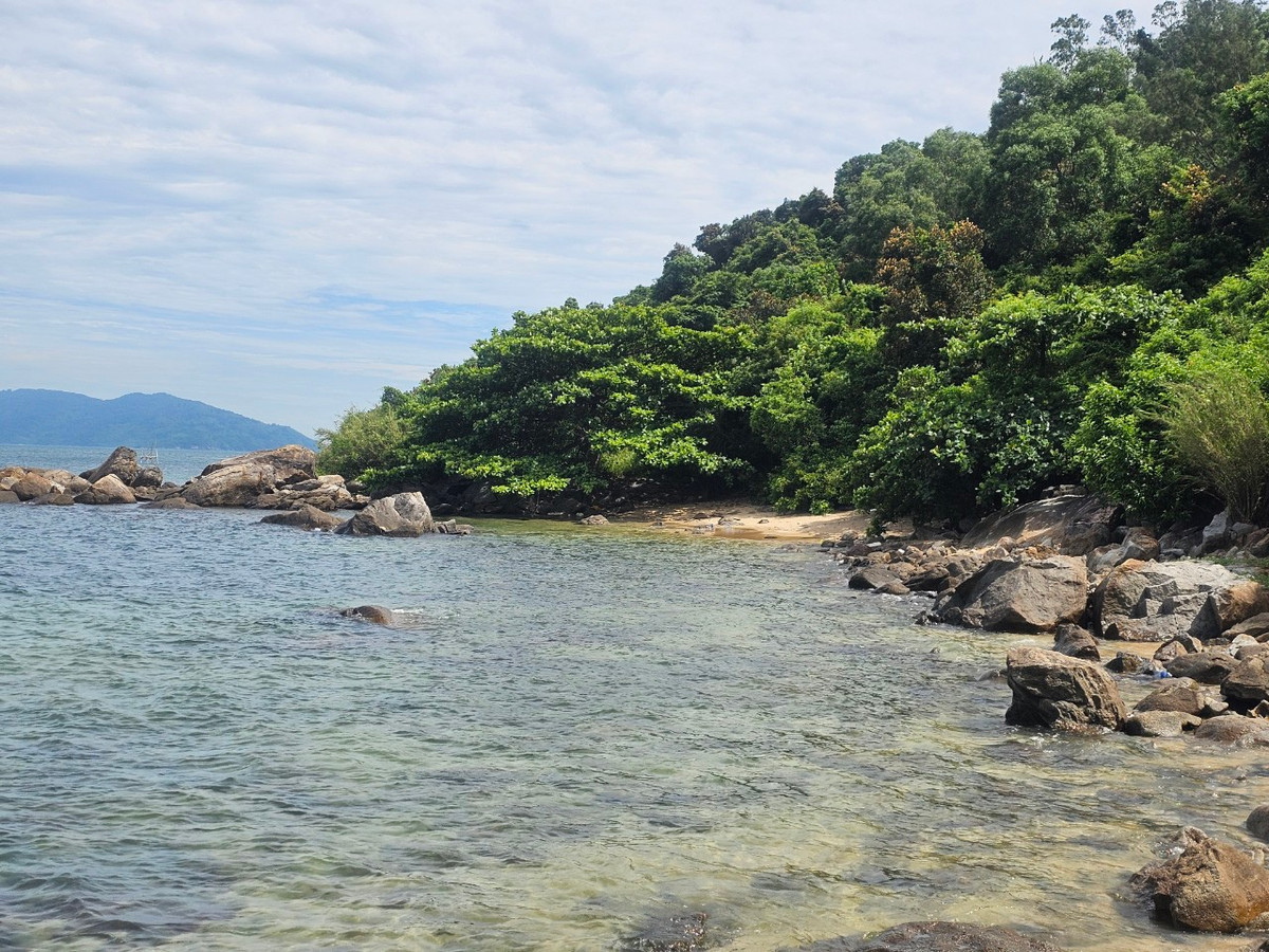 Bãi Cát Vàng hiện là một trong những địa điểm tham quan du lịch được giới trẻ cực kỳ yêu thích.