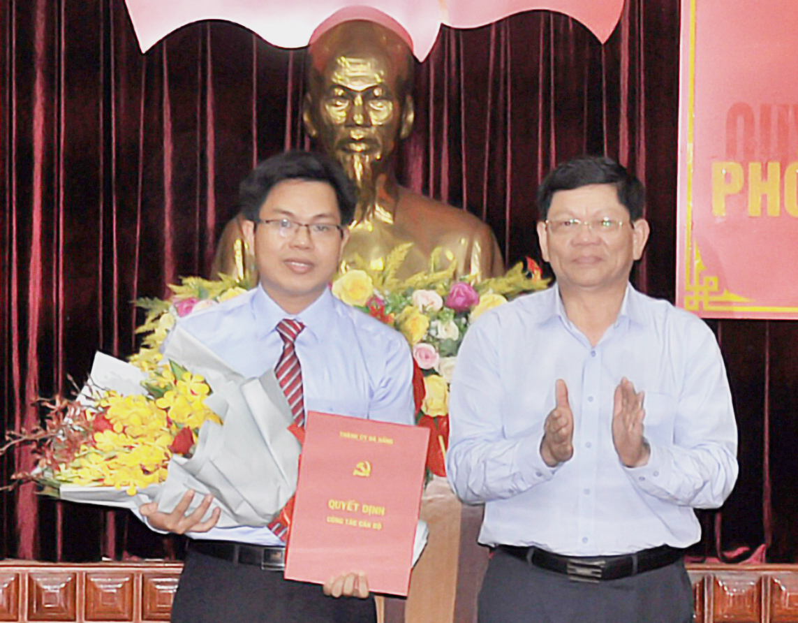 Ông Nguyễn Đức Hoàng, 41 tuổi; quê quán ở thị xã Điện Bàn, tỉnh Quảng Nam; Trình độ chuyên môn: Thạc sĩ Chính sách công, Cử nhân Kinh tế; Trình độ chính trị: Cao cấp lý luận Chính trị. Ông Nguyễn Đức Hoàng từng kinh qua các chức vụ Trưởng phòng Tổng hợp Văn phòng Thành uỷ, Phó Chánh Văn phòng Thành ủy Đà Nẵng.