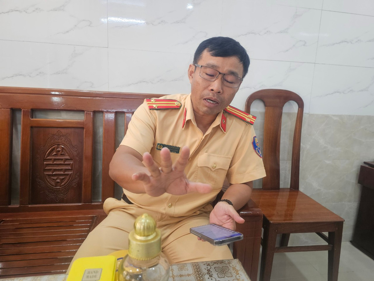 Ông Lê Phan Minh Mẫn, Phó Trưởng phòng CSGT tỉnh Quảng Nam cho biết: “Trước mắt, xin cảm ơn thông tin phản ánh của Báo. Chúng tôi sẽ kiểm tra thông tin và xử lý theo quy định của pháp luật”.