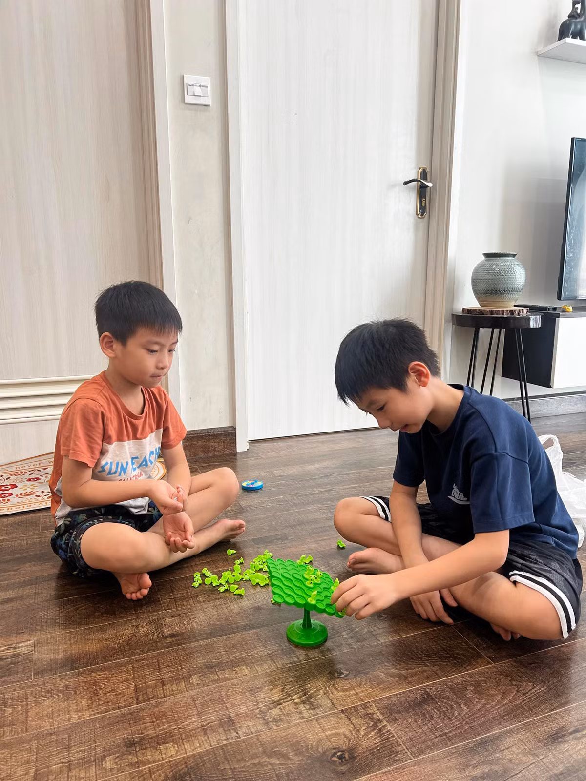 Muôn cách để con có một kỳ nghỉ hè an toàn và bổ ích - Hình 2 Muon cach de con co mot ky nghi he an toan va bo ich-Hinh-2