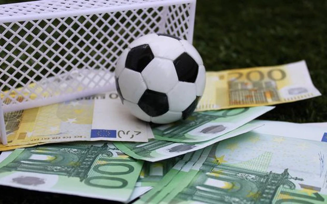 Nhiều gia đình tan nát vì chồng mê cá độ bóng đá Nhieu gia dinh tan nat vi chong me ca do bong da