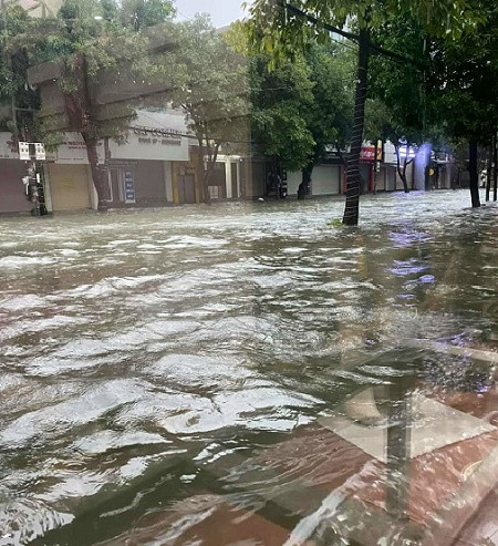 Nhieu dia phuong ngap nang: Thuy dien Nghe An xa lu co dung quy trinh?