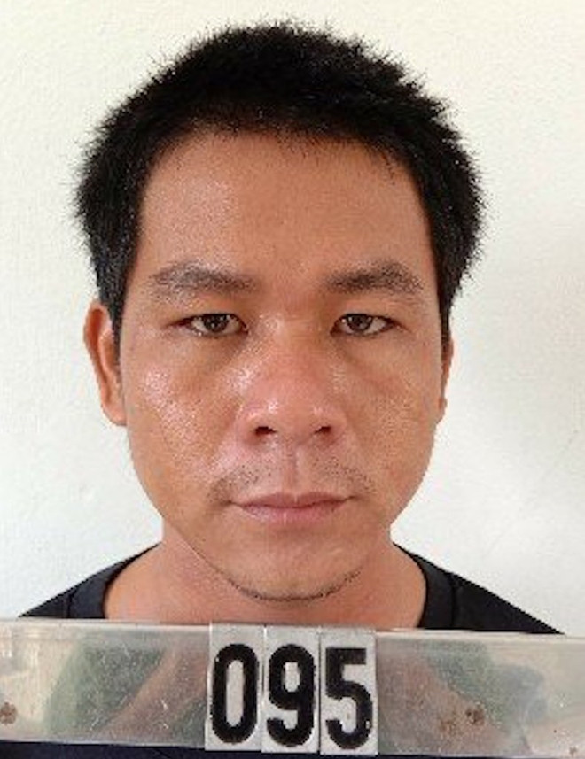  2. Cầm chai bia vỡ đâm người khác vì mâu thuẫn: Ngày 30/10, Công an huyện Gò Công Đông (Tiền Giang) đã bắt tạm giam Trịnh Thanh Huy (SN 1992, ngụ xã Tân Thành, huyện Gò Công Đông) điều tra về hành vi cố ý gây thương tích. Huy bị bắt sau hơn hai năm lẩn trốn theo lệnh truy nã vào ngày 27/10, tại tỉnh Tiền Giang. Kết quả điều tra, xuất phát từ mâu thuẫn cá nhân, ngày 26/5/2018, Huy đã dùng vỏ chai bia đâm vào mặt ông Nguyễn Minh Phương (SN 1981, ngụ xã Tân Thành). Hậu quả, ông Phương bị thương tích 22%. 